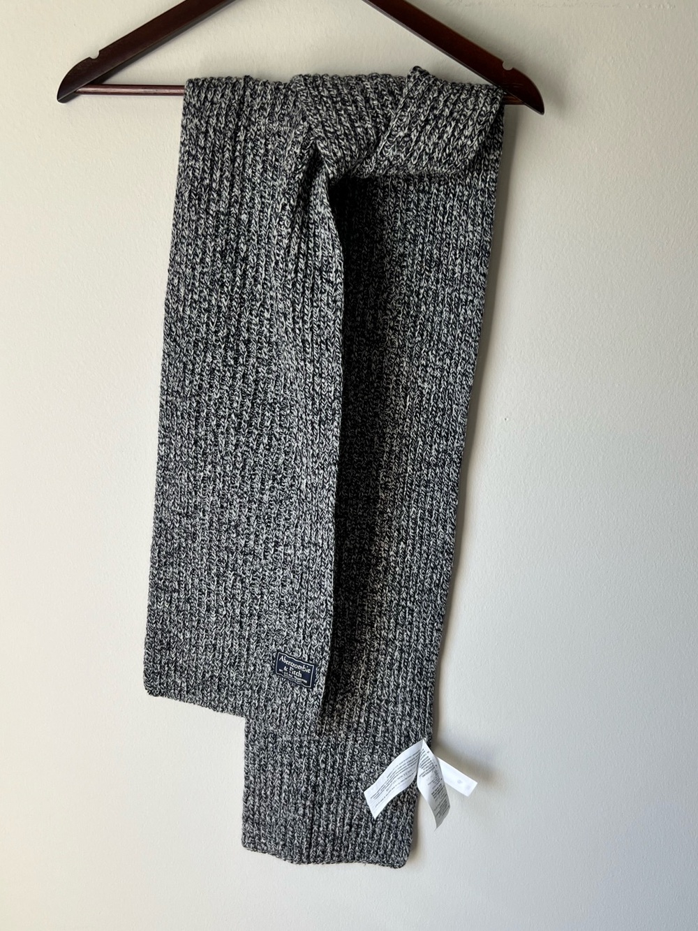 Abercrombie & Fitch Men’s Cable-Knit Wool-Blend Scarf O/S NWOT